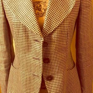 Classic Armani Collezioni Jacket!🦋